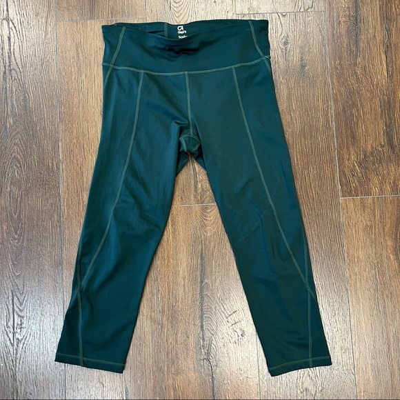 GAPFIT 20” Sculpt fit compression tights SZ MED - Picture 2 of 4